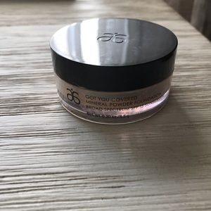 Arbonne loose powder foundation